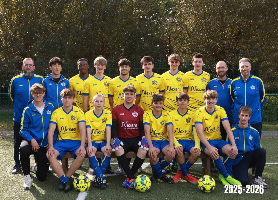 U21